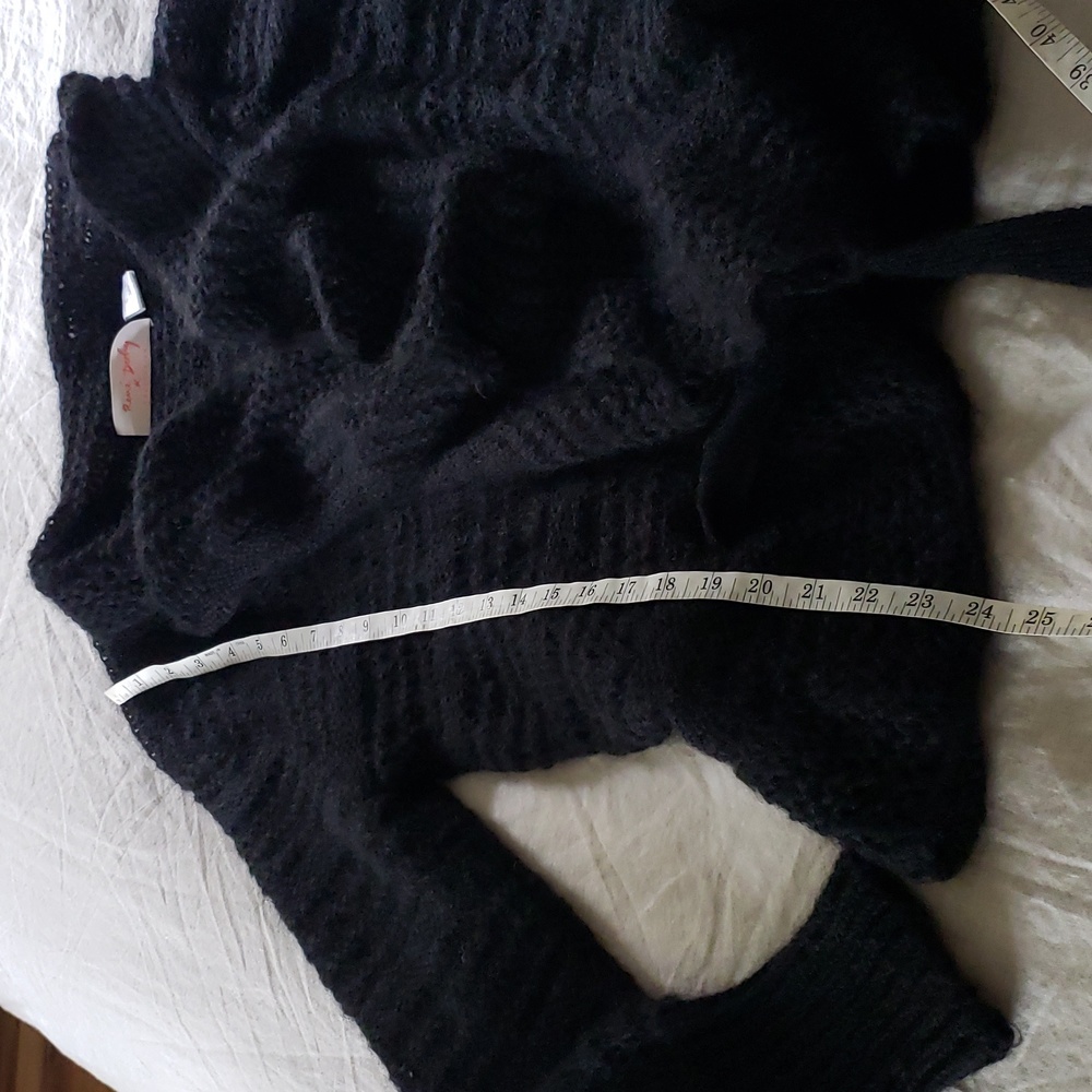 Rene Derby collection sweater - Picture 10 of 13